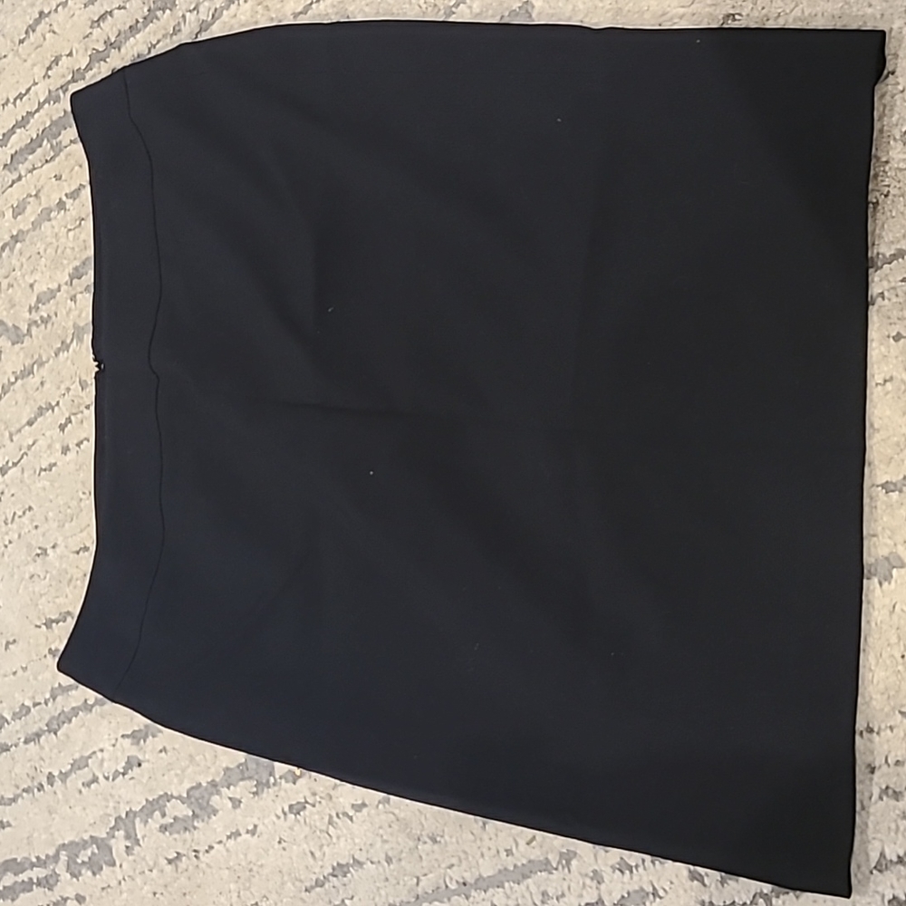 NWT Nine West Black bistretch skirt